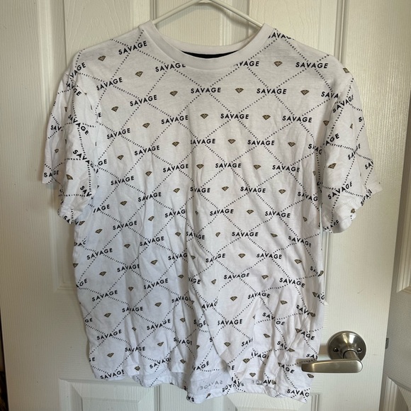 Savage Tshirt - Picture 1 of 3